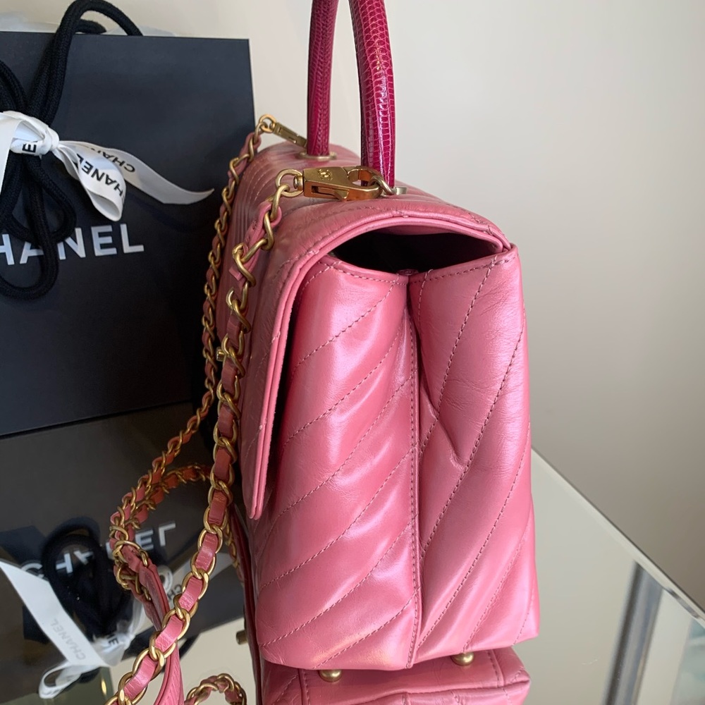 Chanel Coco Lizard Handle - Picture 3 of 7